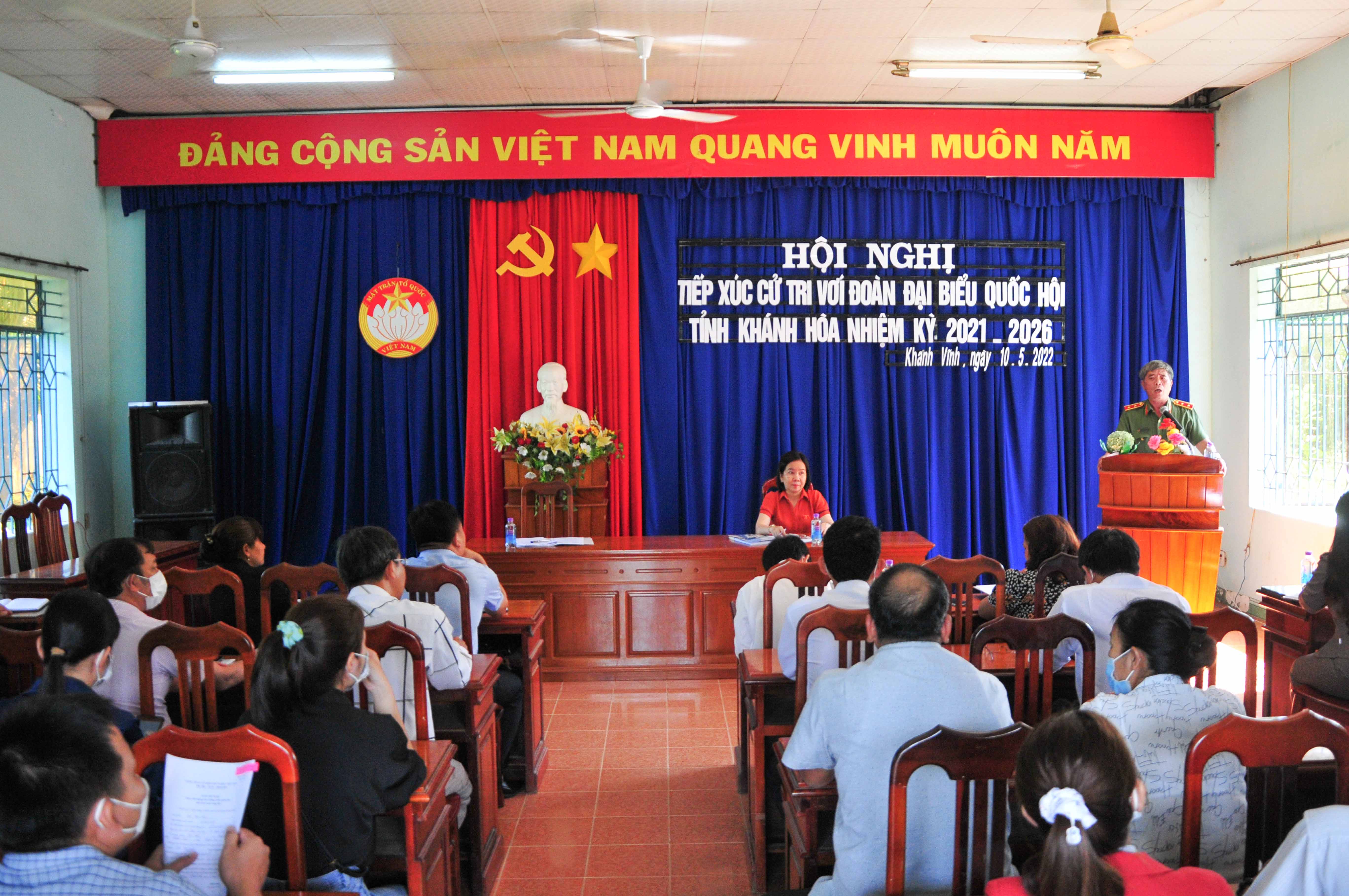 Đại biểu Quốc hội tỉnh Khánh Hòa tiếp xúc cử tri các địa phương