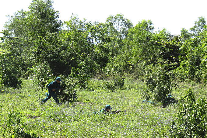 Xã Vạn Phú: Diễn tập chiến đấu trong khu vực phòng thủ