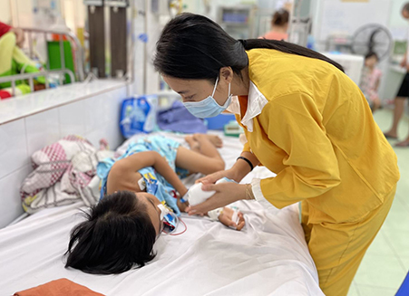 Bộ Y tế hướng dẫn tự chăm sóc sau mắc COVID-19