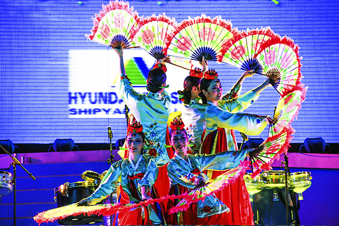 Korean artists performing traditional dance in Nha Trang City