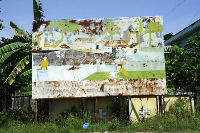 Cần làm mới pa nô tuyên truyền