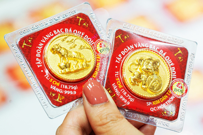 Giá vàng hôm nay 31/5: Hồi phục trước đà suy giảm của USD