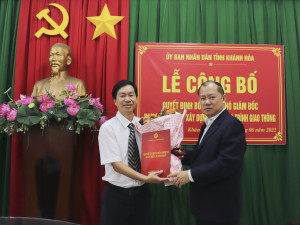 Ông Phạm Văn Hòa giữ chức vụ Phó Giám đốc Ban Quản lý dự án đầu tư xây dựng các công trình giao thông tỉnh Khánh Hòa