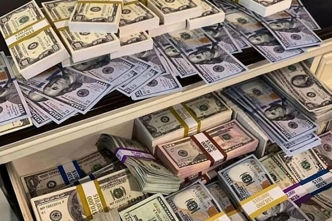 Tỷ giá USD hôm nay 5/6: USD thế giới tăng, thị trường tự do giảm