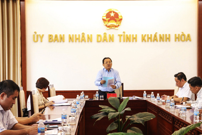 Ông Lê Hữu Hoàng phát biểu tại buổi làm việc.