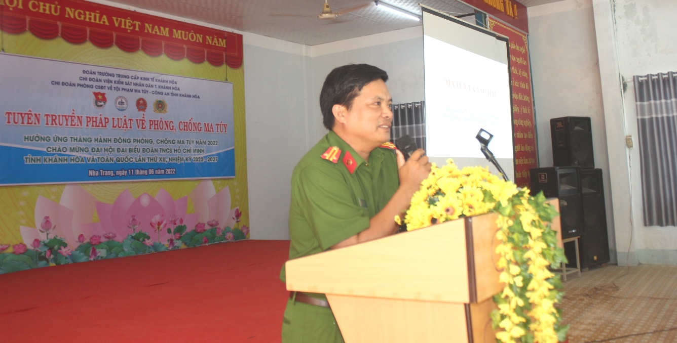 Tuyên truyền phòng, chống ma túy cho gần 200 học sinh