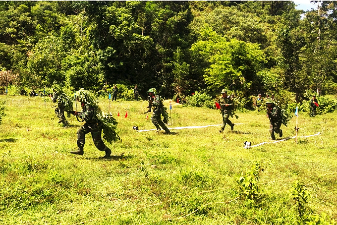 Khánh Sơn: Nâng cao năng lực củng cố khu vực phòng thủ
