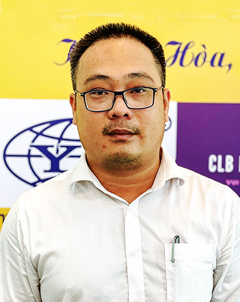 Ngo Minh Tu, chairman of Khanh Hoa Provincial Yoga Federation