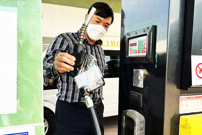 Giá xăng dầu hôm nay 25.6.2022: Tuần giảm hơn 3%