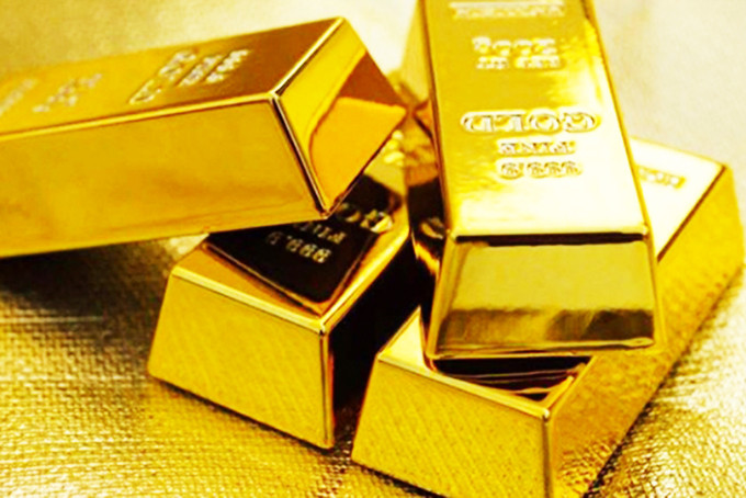  Giá vàng tiếp tục suy giảm.