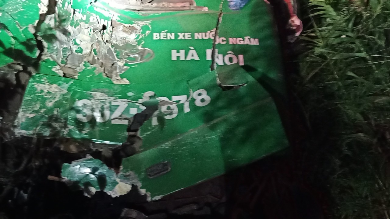 Tai nạn giao thông đặc biệt nghiêm trọng, 3 người chết tại chỗ