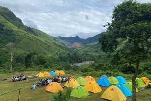 Trekking survey in Ta Giang