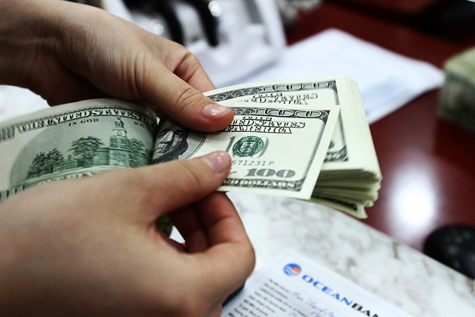 Giá USD hôm nay 13.7.2022: Đồng loạt bật tăng thêm 50 đồng