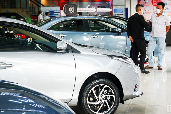  Toyota Vios đang tạm xếp ở vị trí dẫn đầu với doanh số bán đạt 11.937 xe