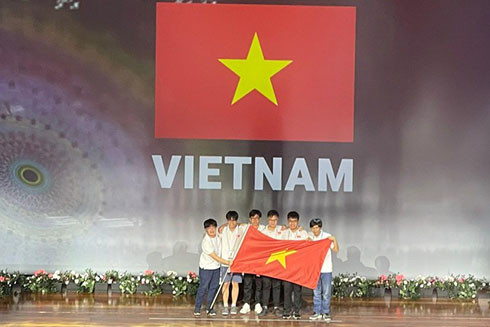 Đội tuyển quốc gia Việt Nam dự IMO 2022. (Nguồn: Bộ Giáo dục và Đào tạo)