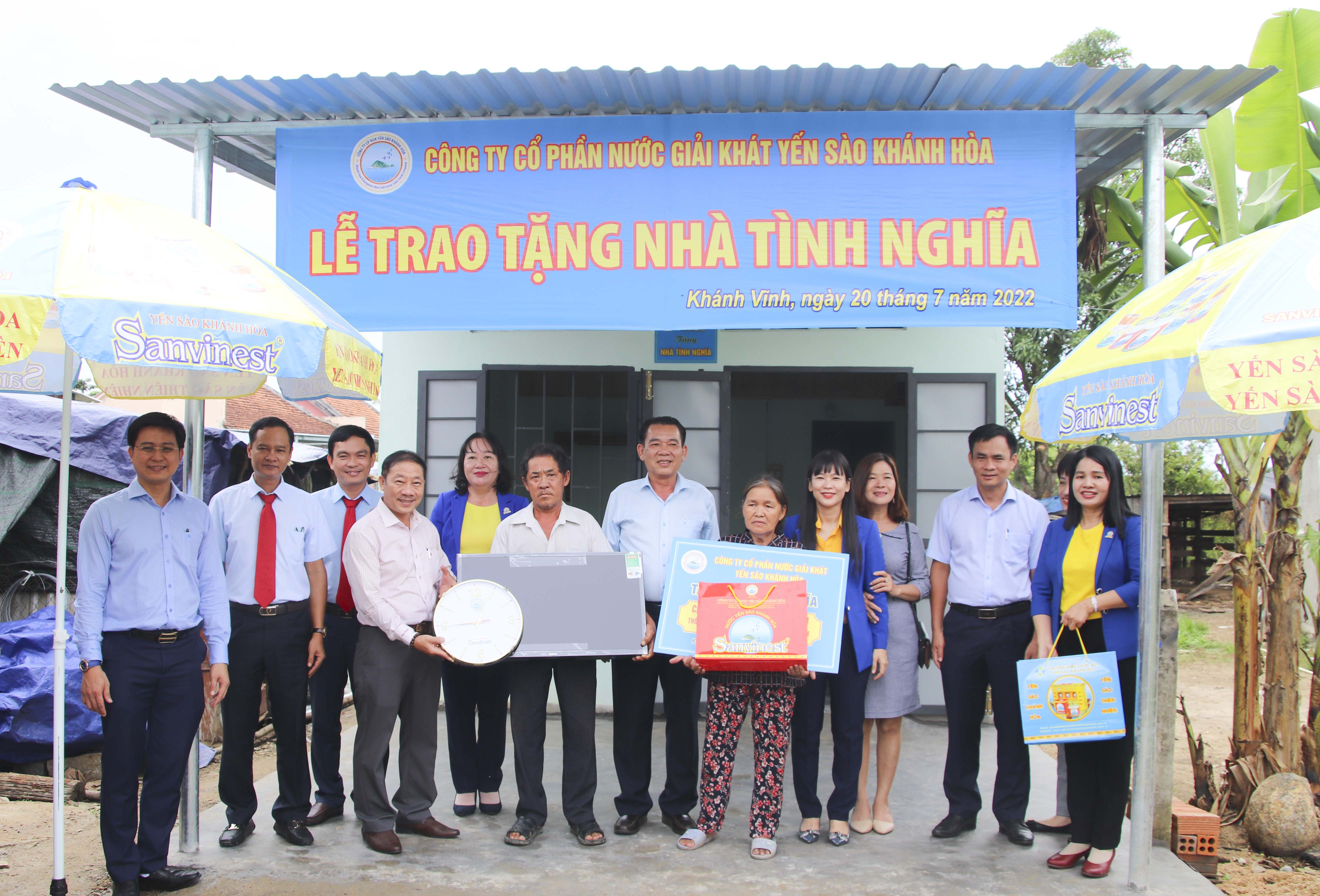 Công ty Cổ phần Nước giải khát Yến sào Khánh Hòa thêm mái ấm cho người nghèo