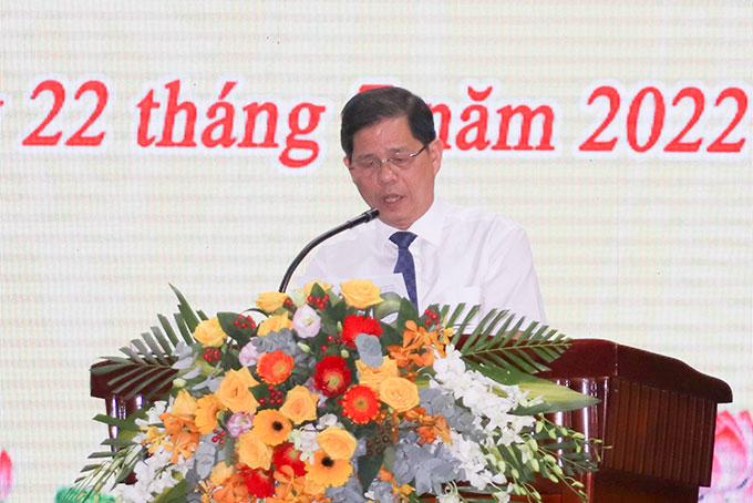Chủ tịch UBND tỉnh Nguyễn Tấn Tuân phát động phong trào thi đua thực hiện Nghị quyết số 55 của Quốc hội và Kế hoạch của UBND tỉnh.