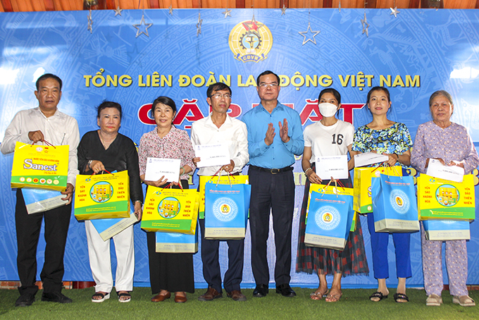 Tri ân các anh hùng liệt sĩ Gạc Ma