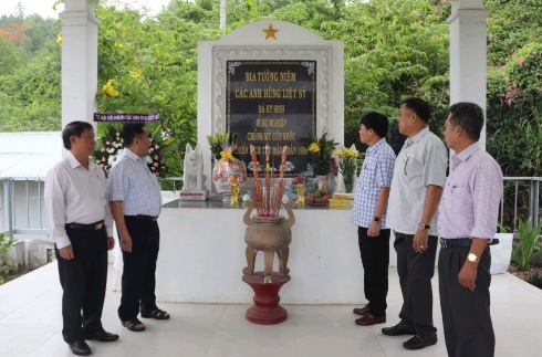 Hội Cựu chiến binh tỉnh Khánh Hòa gặp mặt cán bộ, hội viên tiêu biểu trong phong trào &quot;Đền ơn đáp nghĩa&quot;