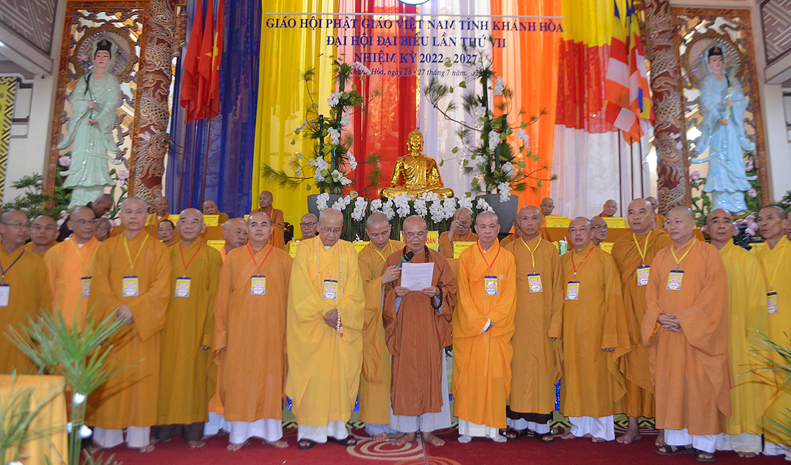 Ban Trị sự Giáo hội Phật giáo Việt Nam tỉnh nhiệm kỳ 2022 - 2027 ra mắt đại hội.