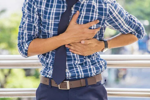 Có 6 lời khuyên về những thói quen quan trọng để hạn chế cơn đau tim. Ảnh: SHUTTERSTOCK