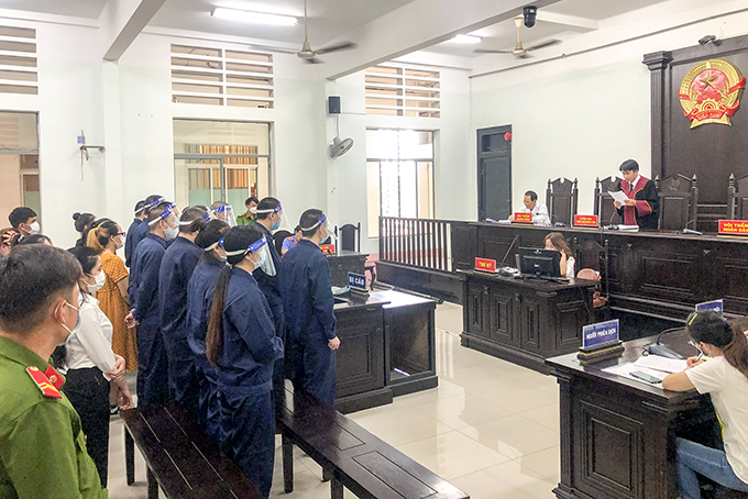 Vụ đánh bạc tiền tỷ tại Nha Trang: Tòa trả hồ sơ yêu cầu điều tra bổ sung