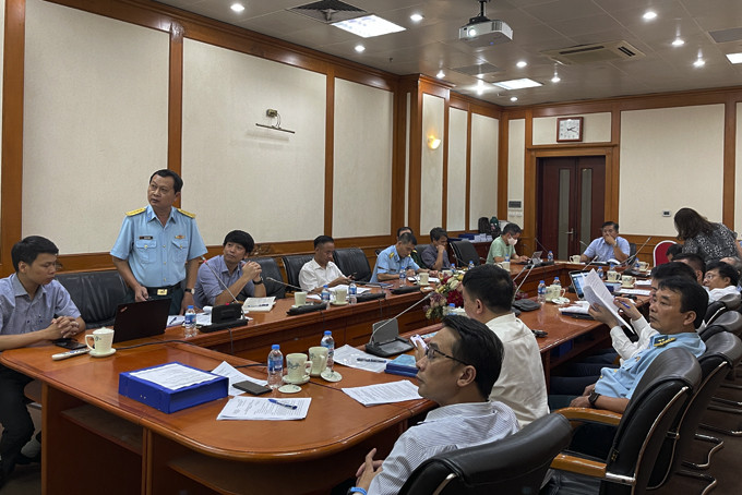 Đại tá Đinh Văn Mạnh, Trường Sĩ quan Không quân báo cáo đề tài trước hội đồng.