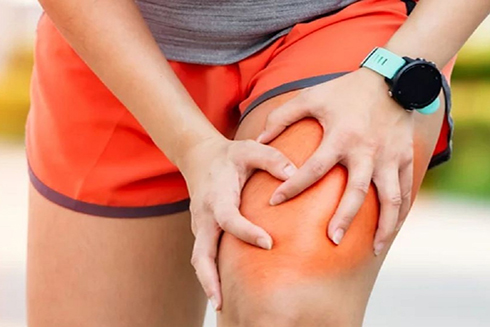 Không tập thể dục nhưng vẫn đau bắp đùi, vì sao?