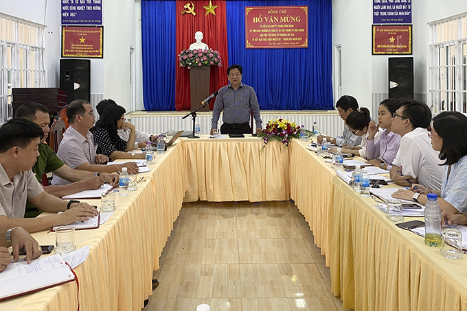 Bí thư Thành ủy Nha Trang làm việc với Đảng ủy phường Lộc Thọ và Vĩnh Hòa