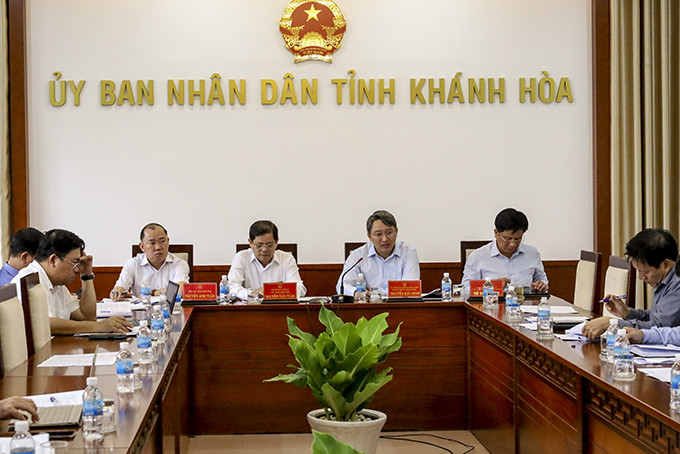 Quang cảnh buổi làm việc.