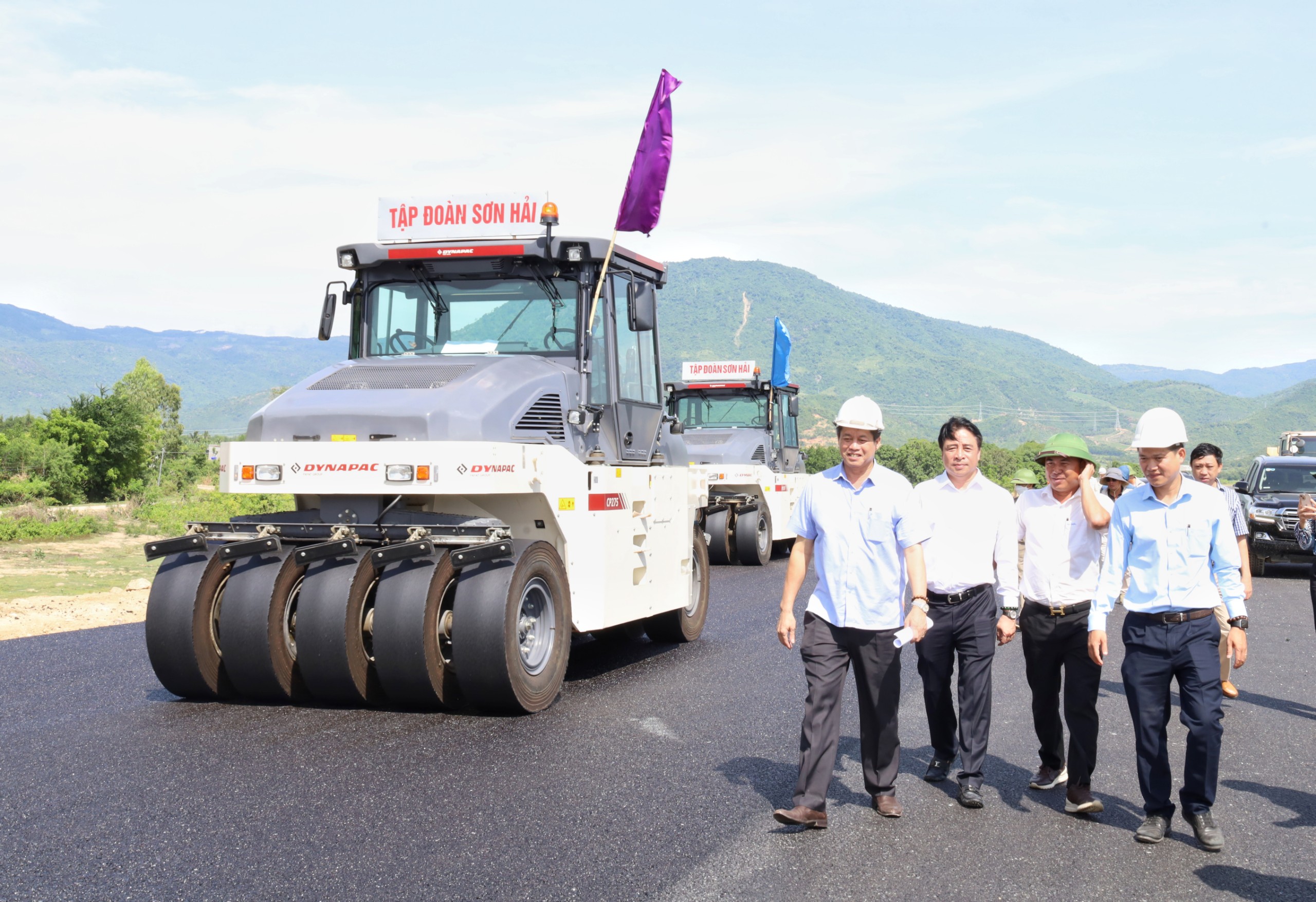 Kiểm tra tiến độ dự án cao tốc Nha Trang - Cam Lâm