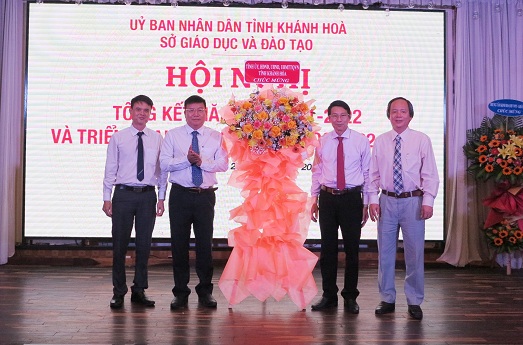 Hội nghị tổng kết năm học 2021-2022