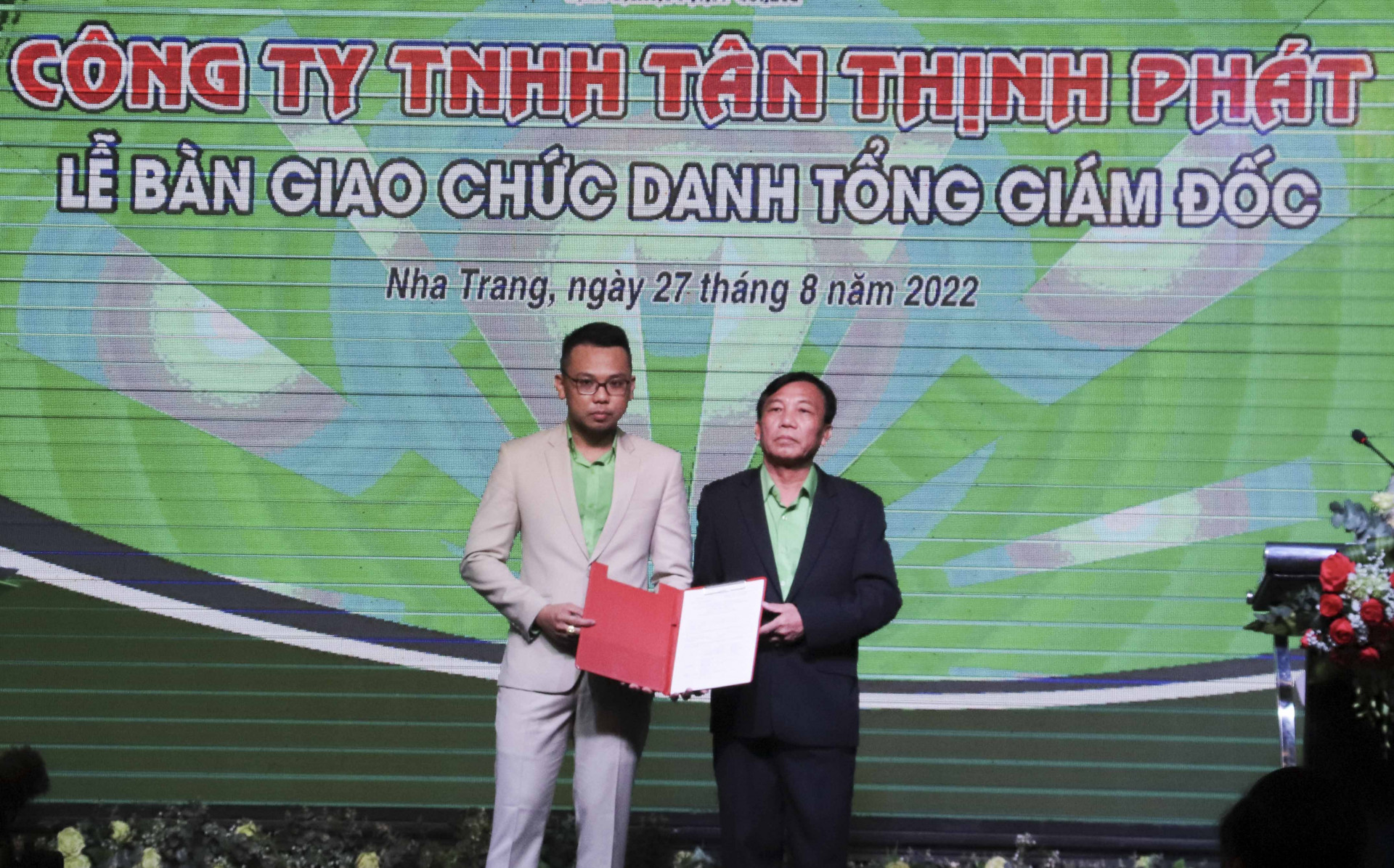 Thủ tục chuyển giao chức Tổng Giám đốc công ty