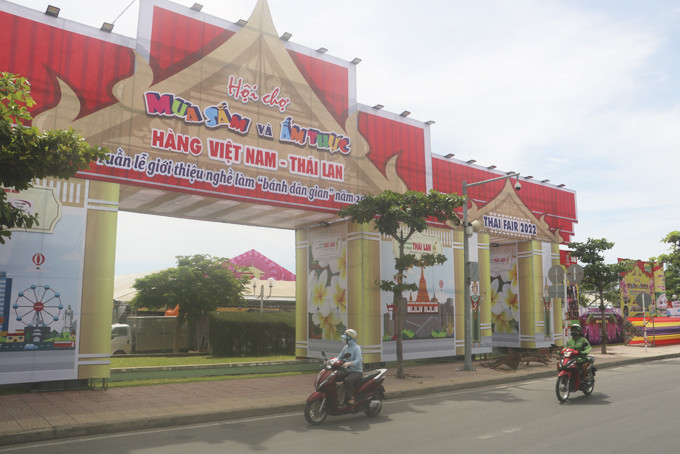 Vietnam - Thailand fair in Nha Trang