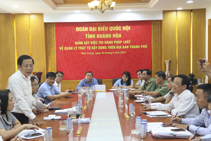 Giám sát việc thi hành pháp luật về quản lý trật tự xây dựng tại TP. Nha Trang và Sở Xây dựng