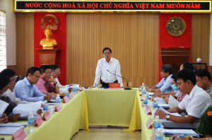 Chủ tịch UBND tỉnh Nguyễn Tấn Tuân làm việc với huyện Cam Lâm về triển khai Nghị quyết số 09 của Bộ Chính trị