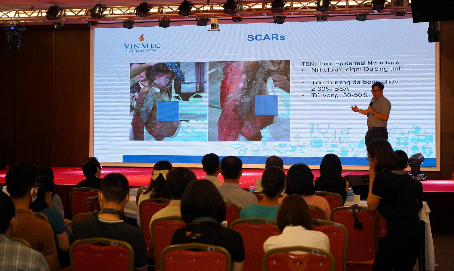 TS.BS Nguyễn Văn Đĩnh chia sẻ về các tổn thương nặng do dị ứng thuốc tại Hội thảo “Ứng dụng dược lý học di truyền trong lâm sàng” tháng 7/2022