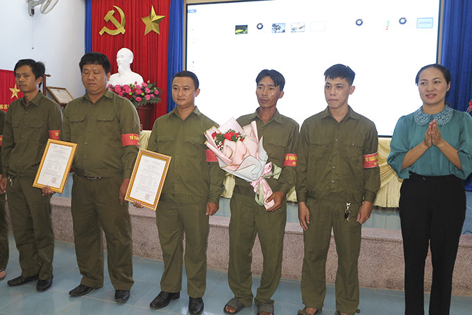 Mô hình Đội tuần tra nhân dân đầu tiên của Việt Nam  VTV24  YouTube
