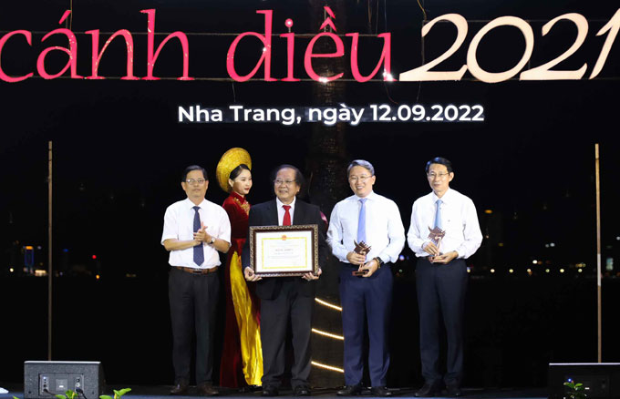 Gặp mặt nghệ sĩ, diễn viên tham dự giải thưởng Cánh diều