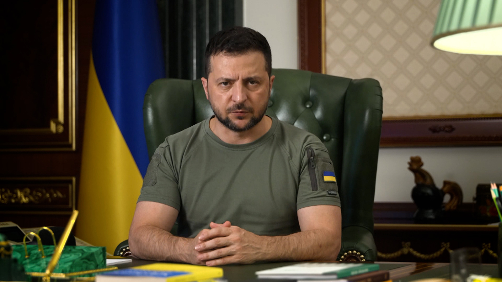 Tổng thống Ukraine, Zelensky ca ngợi những bước tiến của quân đội. Ảnh: AP