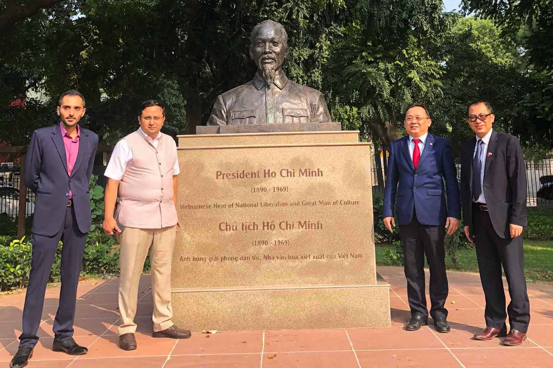 Đoàn công tác tỉnh Khánh Hòa làm việc tại Ấn Độ