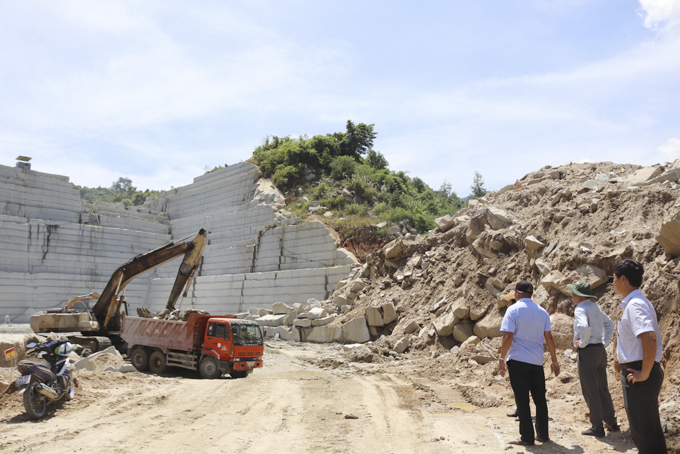 Giám sát việc chấp hành pháp luật trong cấp phép khai thác khoáng sản tại huyện Diên Khánh