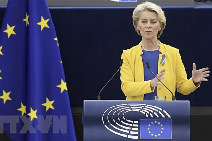 Chủ tịch Ủy ban châu Âu (EC) Ursula von der Leyen phát biểu trước Nghị viện châu Âu (EP) ở Strasbourg, Pháp ngày 14/9/2022. (Ảnh: AFP/TTXVN)