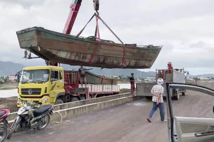 Nha Trang: Xóa sổ nhiều bãi tập kết cát lậu