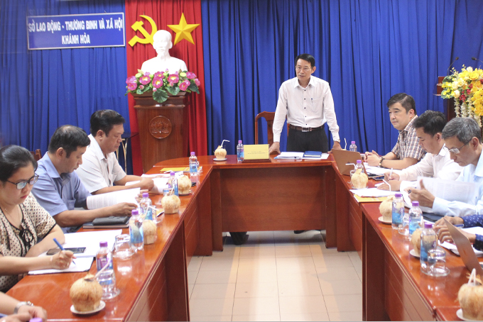 Ông Đinh Văn Thiệu làm việc với Sở Lao động - Thương binh và Xã hội