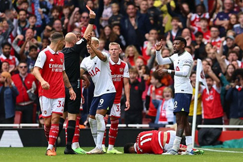Tottenham thua bởi khuyết điểm đã được dự đoán trước