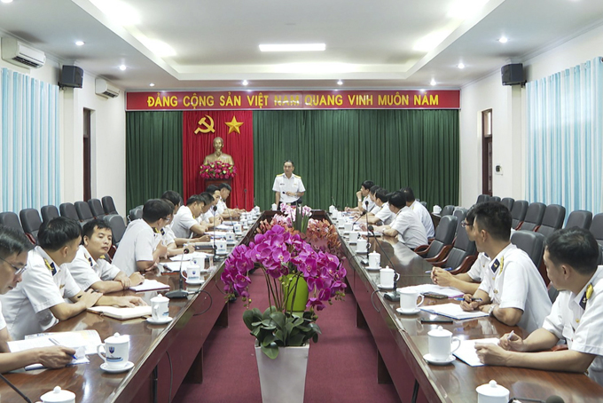 Kiểm tra công tác cải cách hành chính tại Vùng 4 Hải quân