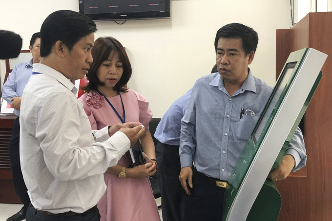 Đoàn kiểm tra công tác cải cách hành chính tỉnh năm 2022  kiểm tra tại UBND TP. Nha Trang.