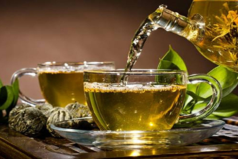 Lợi ích bất ngờ của trà xanh với viêm khớp