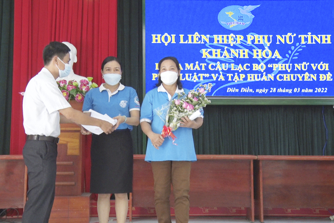 Hỗ trợ phụ nữ xây dựng gia đình hạnh phúc